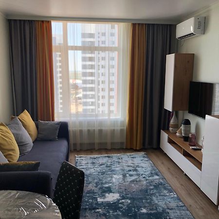 Esil Plaza Apartment Astana Eksteriør bilde