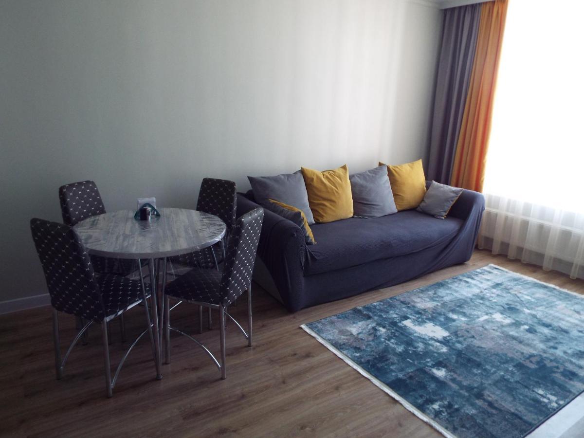 Esil Plaza Apartment Astana Eksteriør bilde