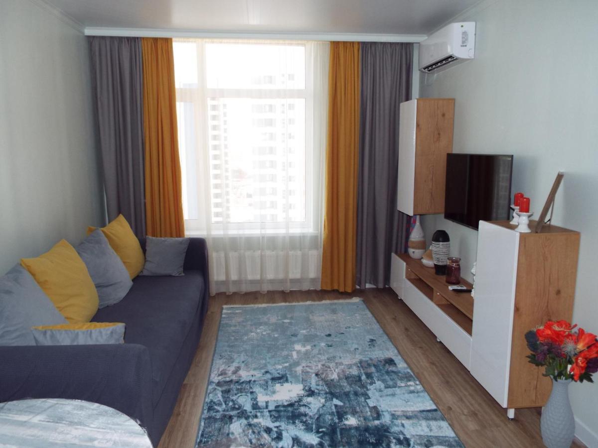 Esil Plaza Apartment Astana Eksteriør bilde